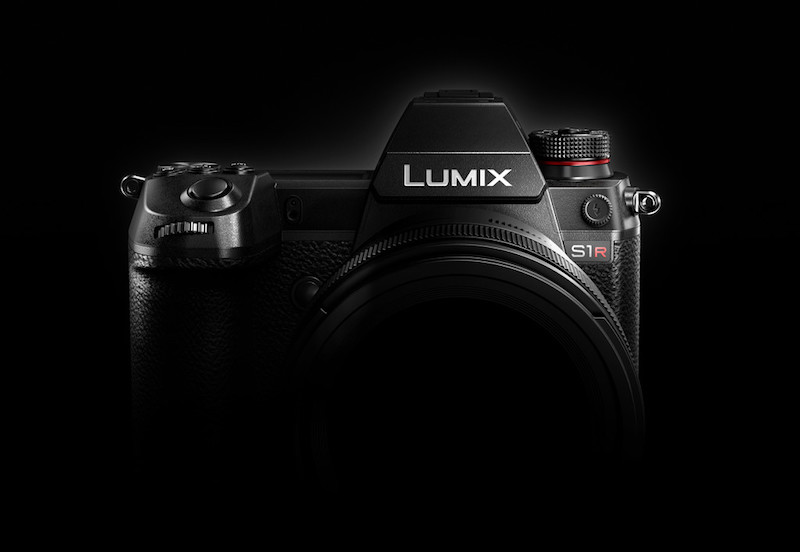 Panasonic Unveils Its First Full-Frame Lumix S1 Mirrorless Camera System